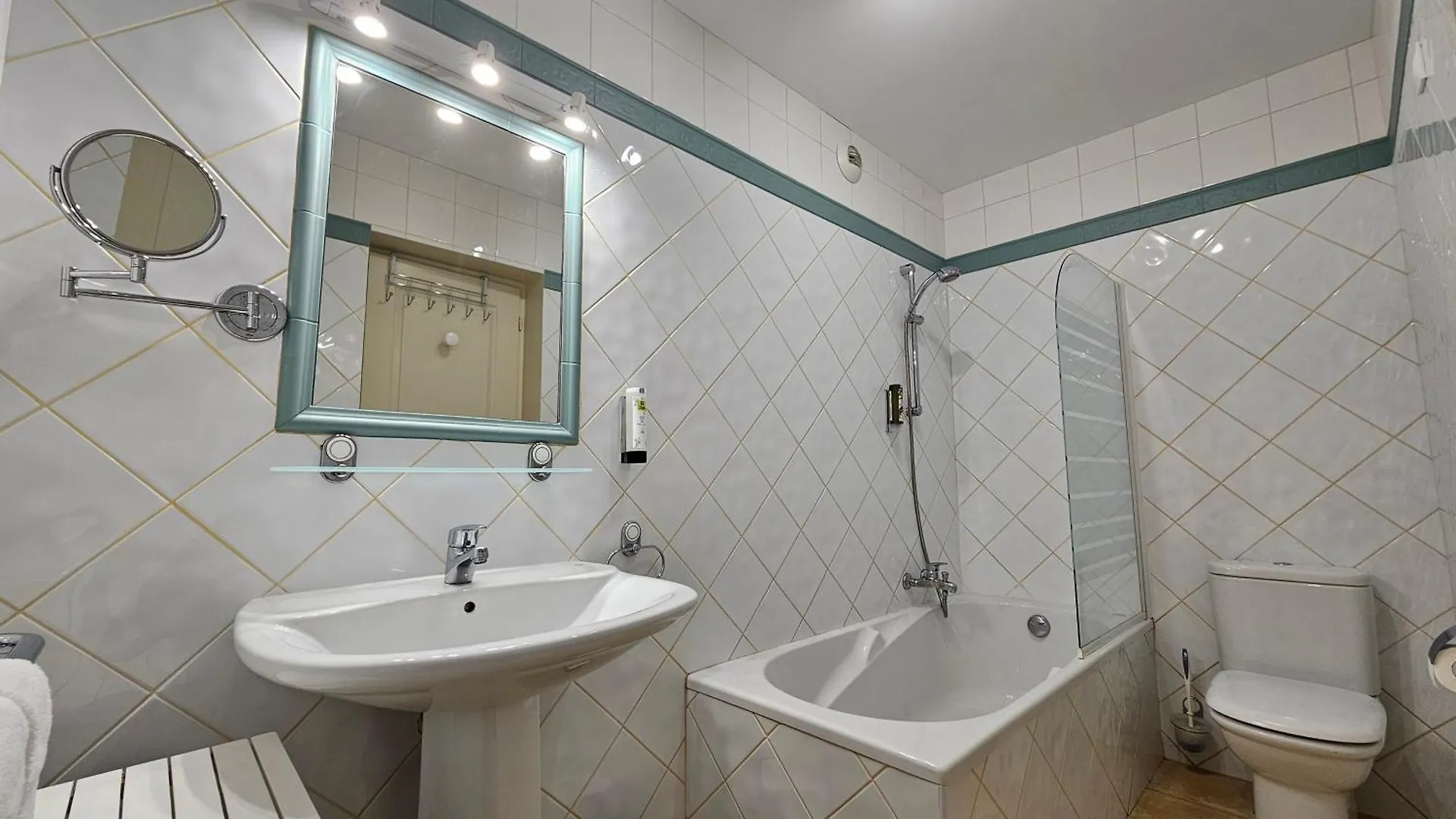 Prázdninový dům Villa Adhemar 20 Personnes La Garde-Adhémar Francie
