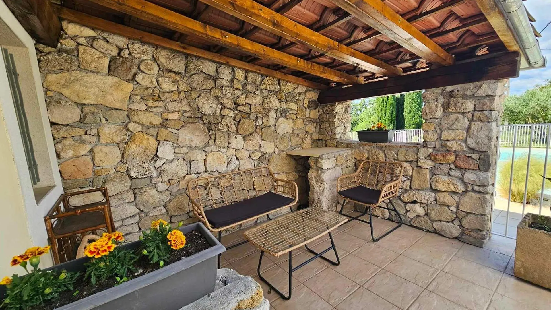 Prázdninový dům Villa Adhemar 20 Personnes La Garde-Adhémar